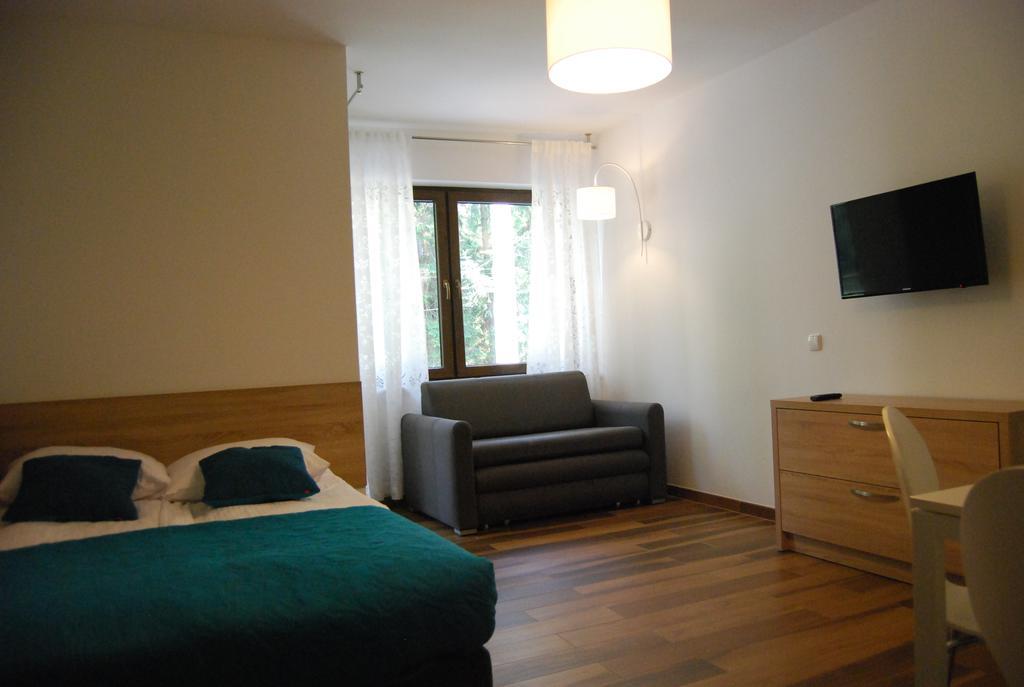 Villa Veell - Tylko 4 Minuty Od Pieknej Szerokiej Plazy โปเบียโรโว ภายนอก รูปภาพ